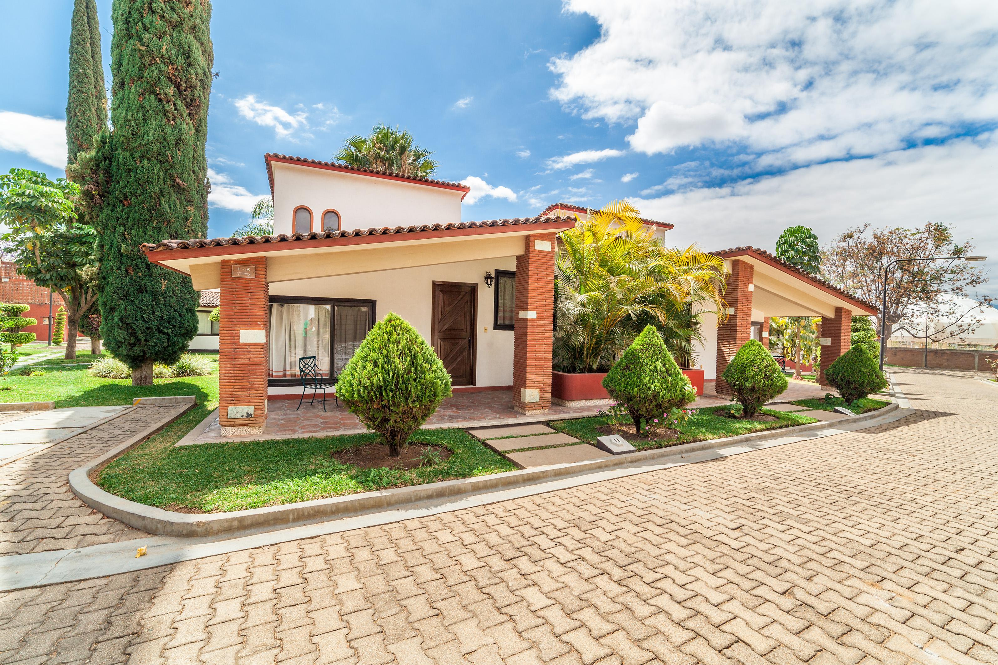 Villas Del Sol Hotel & Bungalows Oaxaca Exterior photo